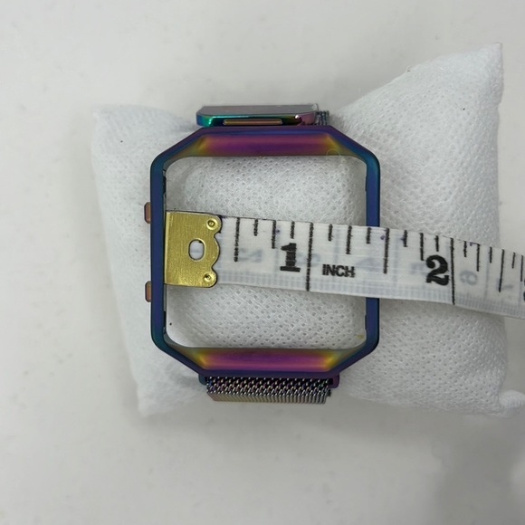Enhance Your Fitbit‎ Blaze with our Magnetic Mesh Wristband Upgrade - Picture 2 of 6